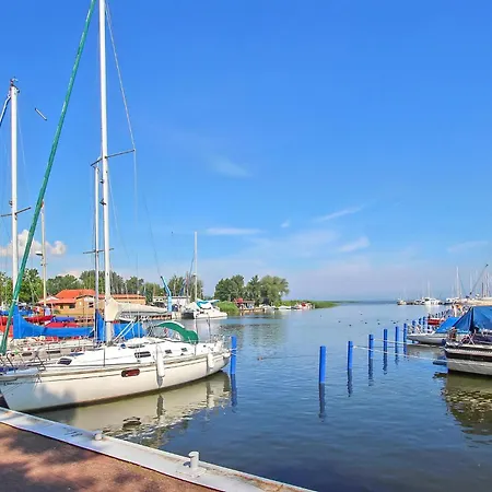 Ferienhaus Moenkebude Feriehus