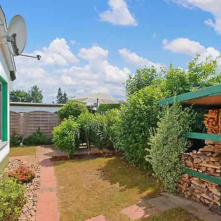 Ferienhaus Moenkebude